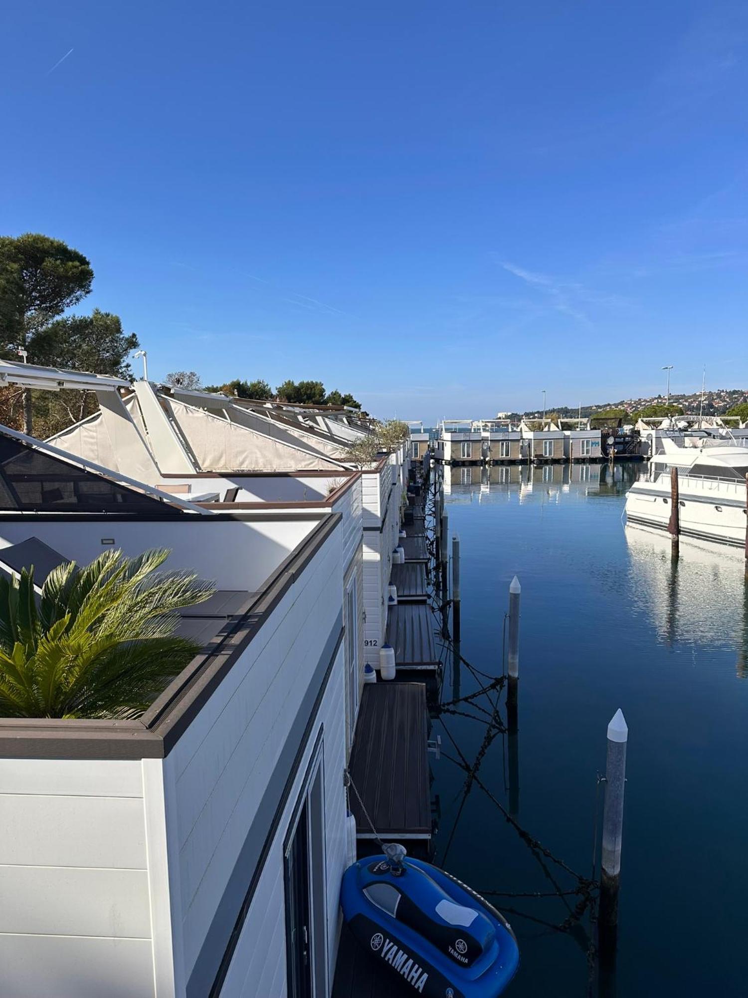 Floating House - Marina Pearl Διαμέρισμα Πορτορόζ Εξωτερικό φωτογραφία