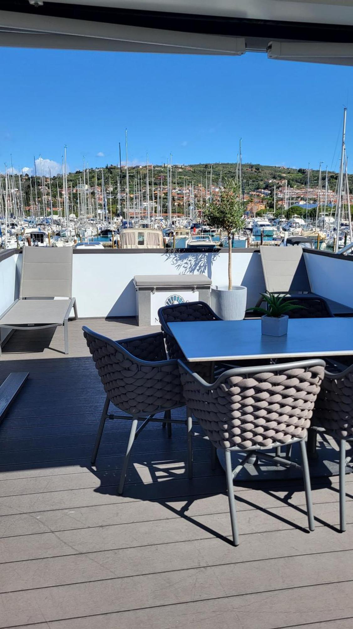 Floating House - Marina Pearl Διαμέρισμα Πορτορόζ Εξωτερικό φωτογραφία